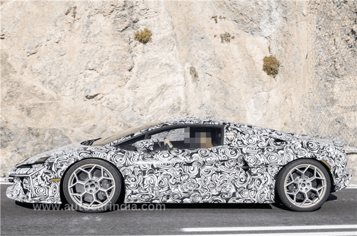 Lamborghini Huracan successor to be unveiled on August 16